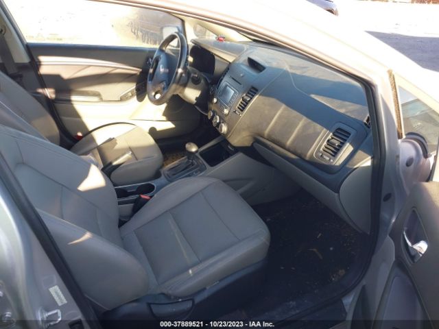 KNAFZ4A8XF5264749 KIA FORTE EX