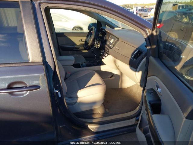 KNDMB5C12G6116367 KIA SEDONA LX