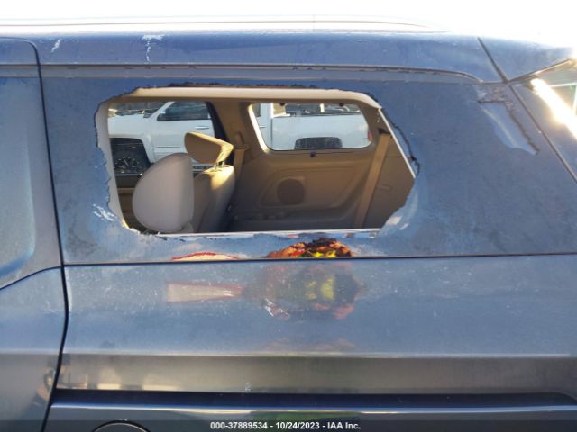 KNDMB5C12G6116367 KIA SEDONA LX