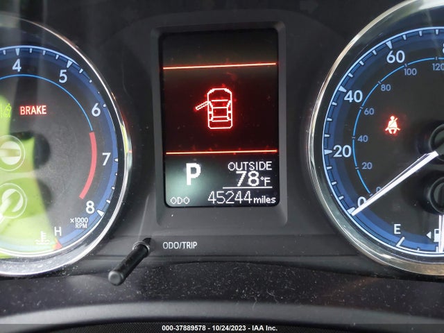 2019 TOYOTA COROLLA LE VIN: 5YFBURHE2KP923283