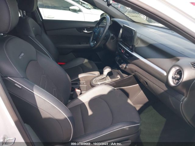 3KPF54AD0PE532161 KIA Forte Gt-line