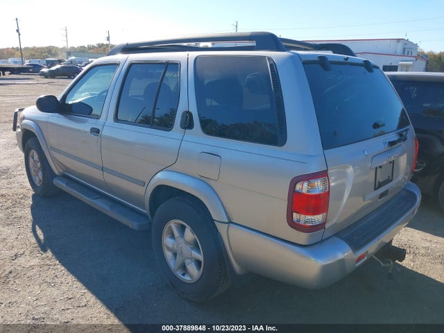 2002 NISSAN PATHFINDER SE VIN: JN8DR09Y02W744671