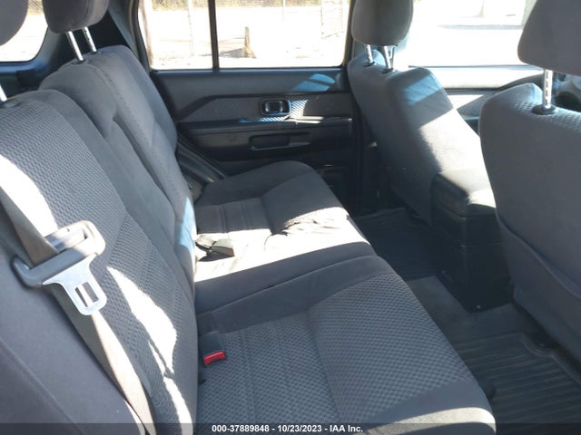 2002 NISSAN PATHFINDER SE VIN: JN8DR09Y02W744671