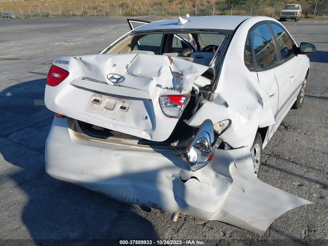 2009 HYUNDAI ELANTRA GLS VIN: KMHDU46D09U777125
