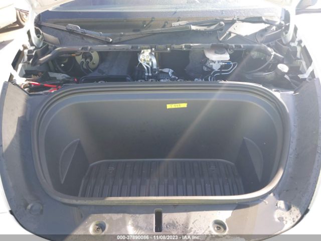 5YJYGDEF1MF272485 Tesla Model Y