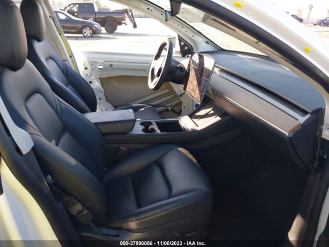 5YJYGDEF1MF272485 Tesla Model Y
