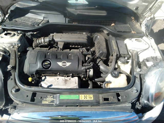 2010 MINI COOPER HARDTOP WMWMF3C53ATZ23384 Photo 9