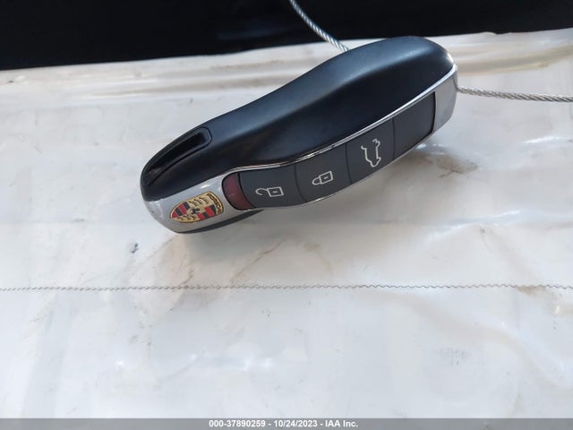 2019 PORSCHE MACAN WP1AB2A5XKLB32851 Photo 10