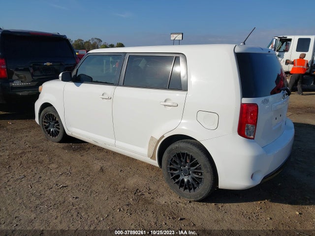 2013 SCION XB VIN: JTLZE4FE9DJ032484