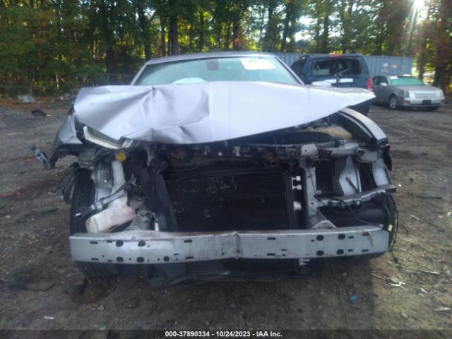 2C3CDXHG3FH824076 Dodge Charger Sxt