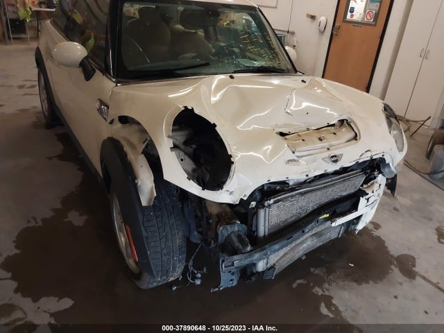 2007 MINI COOPER S WMWMF73537TL84801 Photo 5