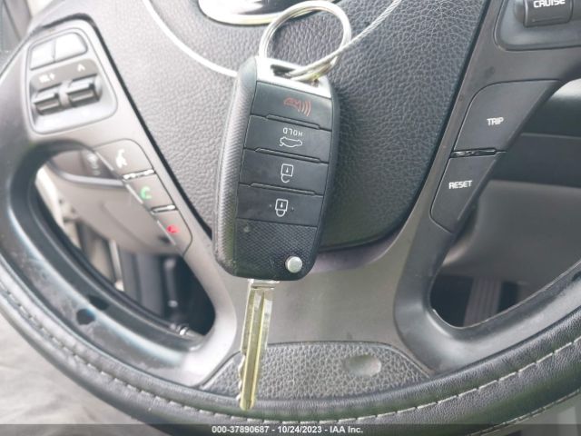 KNAFX4A64E5174158 KIA FORTE LX