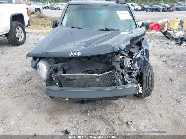1C4NJPBA4GD524675 Jeep Patriot Sport