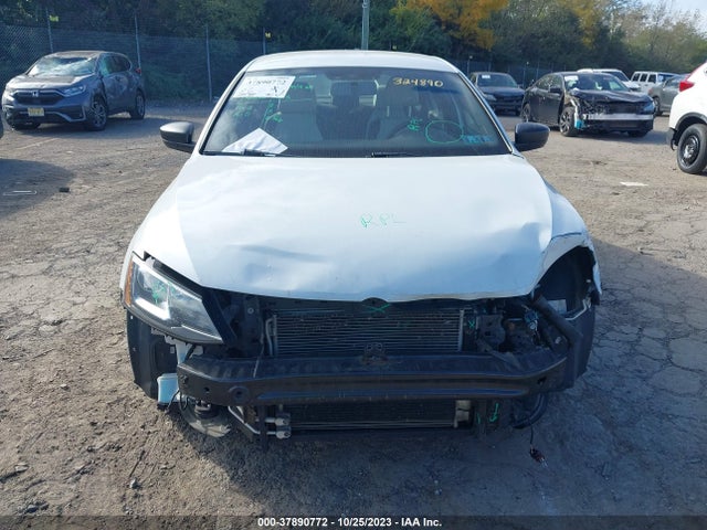 3VWD17AJ9FM324890 Volkswagen Jetta Sedan 1.8t Sport
