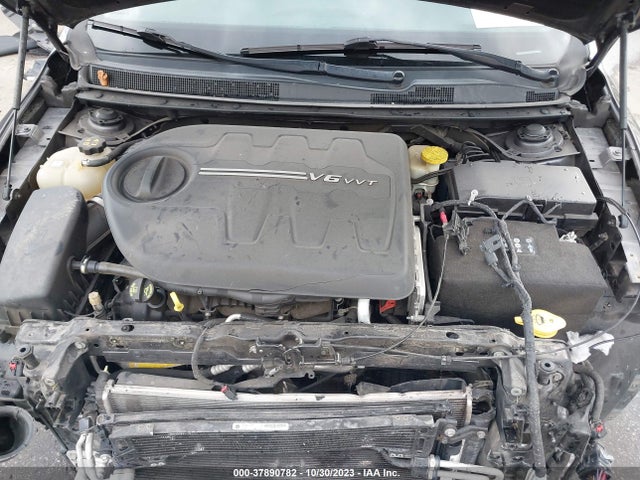 Chrysler 200 C 2015 1C3CCCEG5FN523767 Image 10