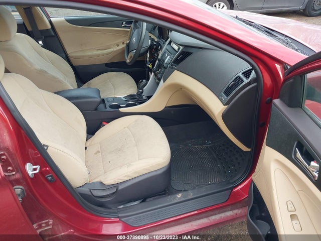 2013 HYUNDAI SONATA GLS VIN: 5NPEB4AC2DH695770