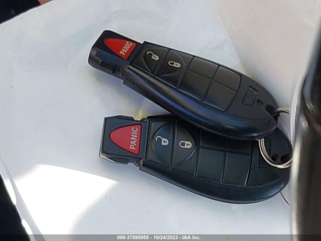 2C4RDGBG6ER230833 Dodge Grand Caravan Se