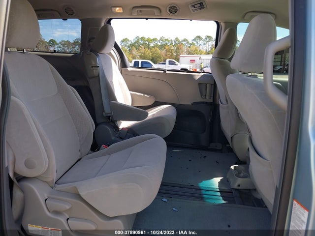 2015 TOYOTA SIENNA LE VIN: 5TDKK3DC7FS541643