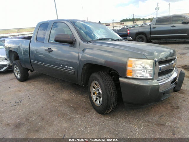 2011 CHEVROLET SILVERADO 1500 LS VIN: 1GCRCREA0BZ244993