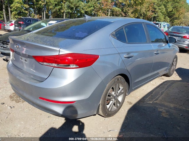 2017 HYUNDAI ELANTRA SE VIN: 5NPD84LF8HH106373