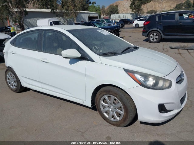 2013 HYUNDAI ACCENT GLS VIN: KMHCT4AE4DU558868