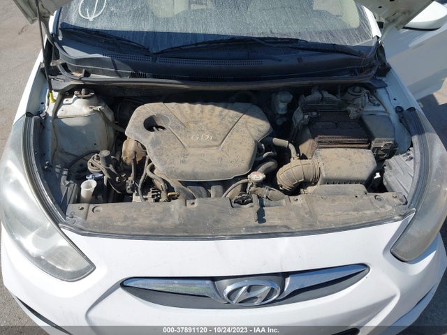 2013 HYUNDAI ACCENT GLS VIN: KMHCT4AE4DU558868