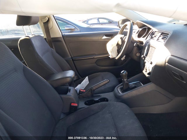 3VW167AJ2GM275909 Volkswagen Jetta Sedan 1.4t S W/technology