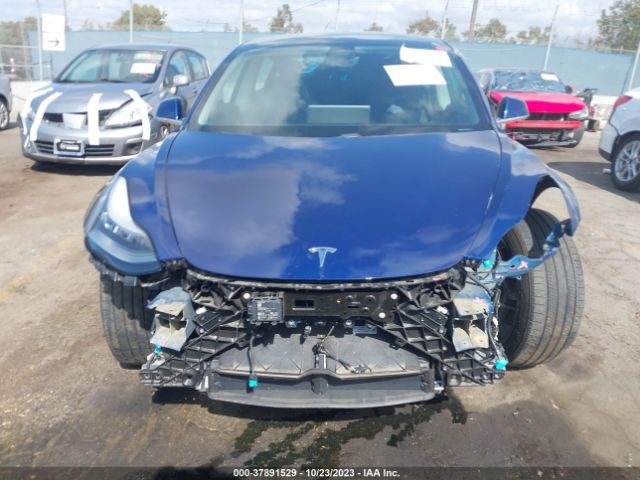 5YJ3E1EB5KF528720 Tesla Model 3 Long Range/performance