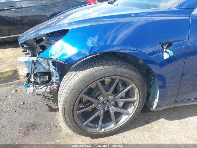 5YJ3E1EB5KF528720 Tesla Model 3 Long Range/performance