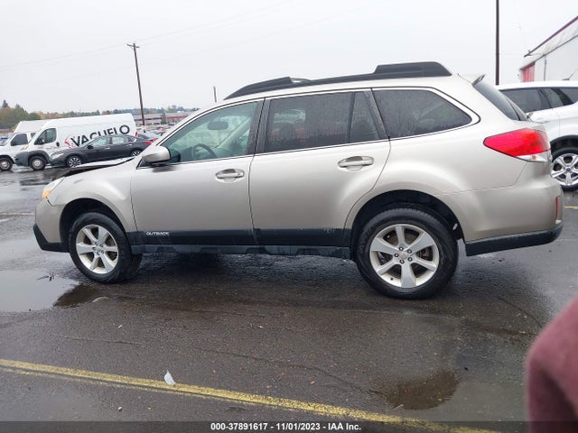 2014 SUBARU OUTBACK 2.5I PREMIUM VIN: 4S4BRBCC0E3203231