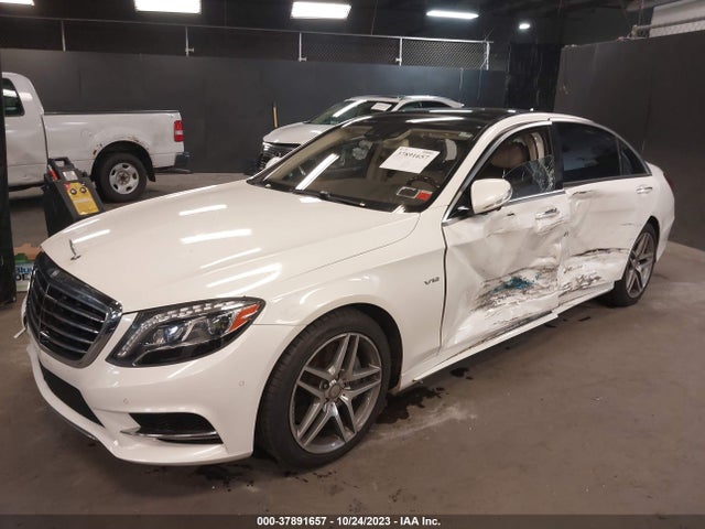 Mercedes-Benz S-class S 550 2015 WDDUG8FB9FA180964 Image 2