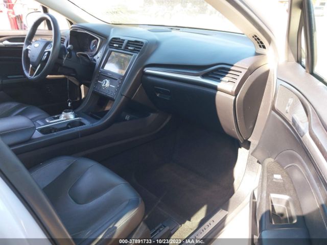 3FA6P0SU1LR132202 Ford Fusion Energi Titanium