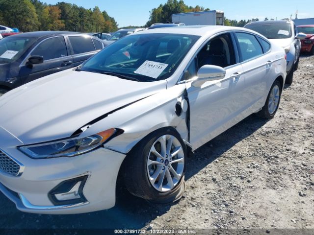3FA6P0SU1LR132202 Ford Fusion Energi Titanium