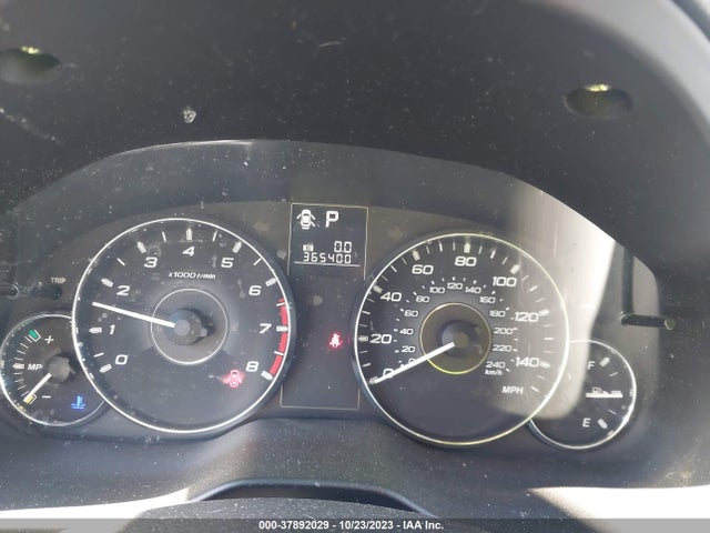 2011 SUBARU OUTBACK 2.5I LIMITED PWR MOON/NAV VIN: 4S4BRCLC2B3392112