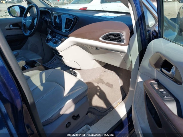 Chrysler Pacifica Touring L 2018 2C4RC1BG3JR270099 Image 5