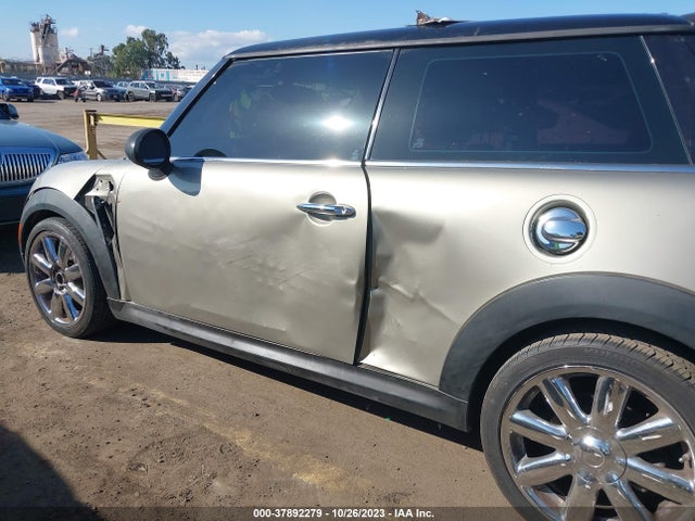 2010 MINI COOPER HARDTOP WMWMF7C59ATZ34574 Photo 5