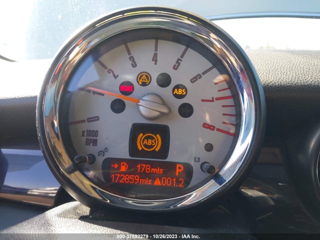 2010 MINI COOPER HARDTOP WMWMF7C59ATZ34574 Photo 6