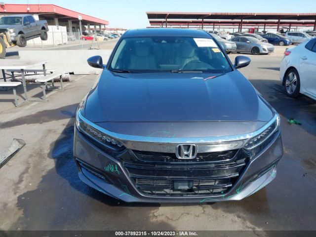 1HGCV2F93JA050064 Honda Accord Sedan Touring 2.0t