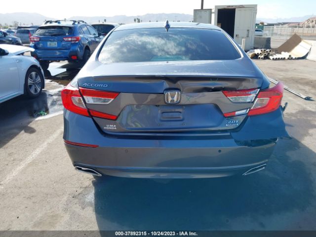 1HGCV2F93JA050064 Honda Accord Sedan Touring 2.0t