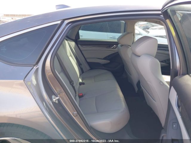 1HGCV2F93JA050064 Honda Accord Sedan Touring 2.0t