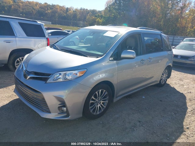 Toyota Sienna Xle Auto Access 2019 5TDYZ3DC0KS968369 Image 2