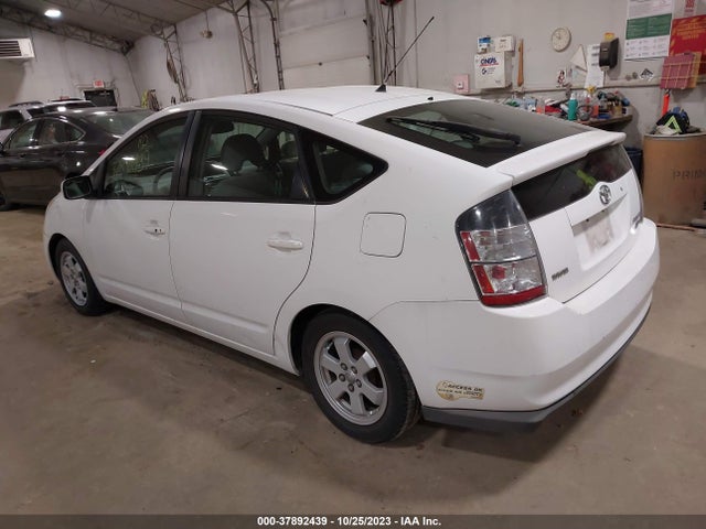 2005 TOYOTA PRIUS VIN: JTDKB20U153000385