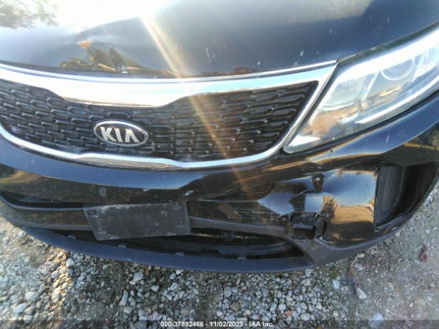 5XYKTDA77FG632046 KIA SORENTO LX