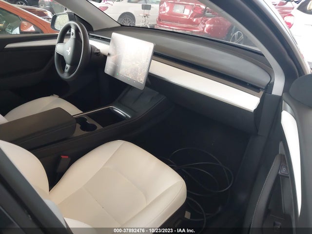 7SAYGDEE8PF754384 Tesla Model Y Long Range