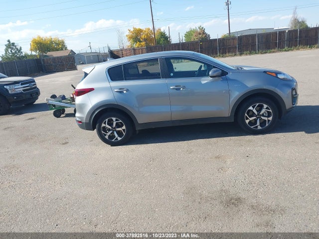 2021 KIA SPORTAGE LX VIN: KNDPMCAC7M7938099