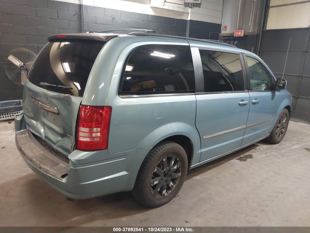Продажа на аукционе авто 2009 Chrysler Town & Country Touring, vin: 2A8HR54189R676555, номер лота: 37892541