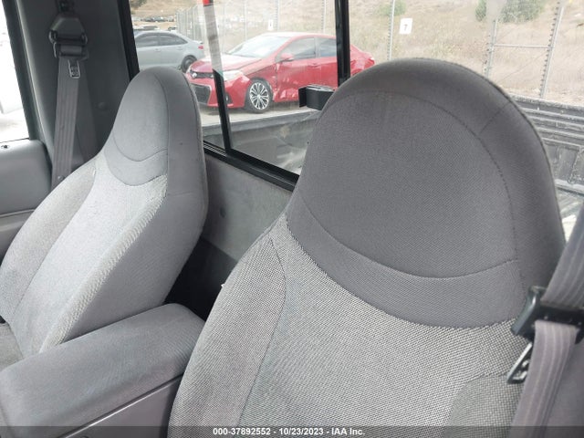 2000 FORD RANGER XL/XLT VIN: 1FTYR10C5YPB02454
