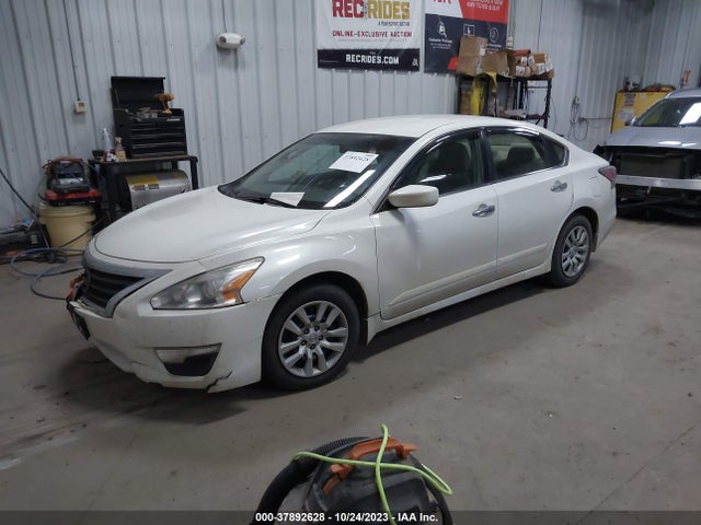 2014 Nissan Altima 2.5 S მანქანა იყიდება აუქციონზე, vin: 1N4AL3APXEC146796, აუქციონის ნომერი: 37892628