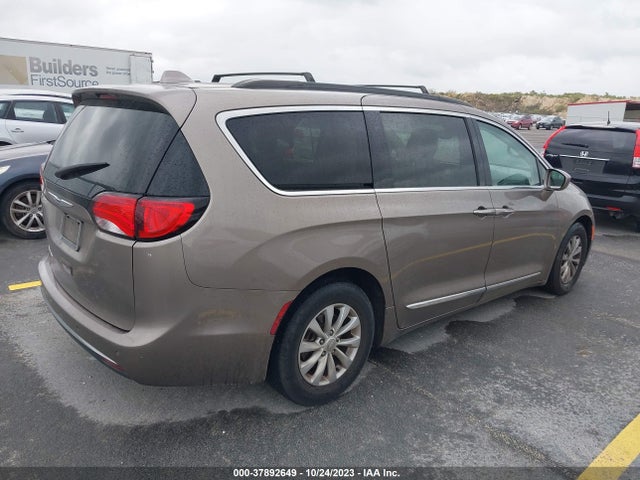 2C4RC1BG6HR711850 Chrysler Pacifica Touring-l