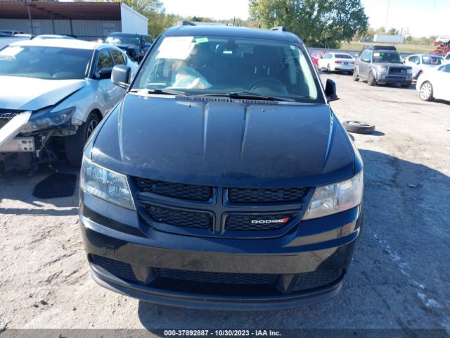 3C4PDCABXJT490925 Dodge JOURNEY SE